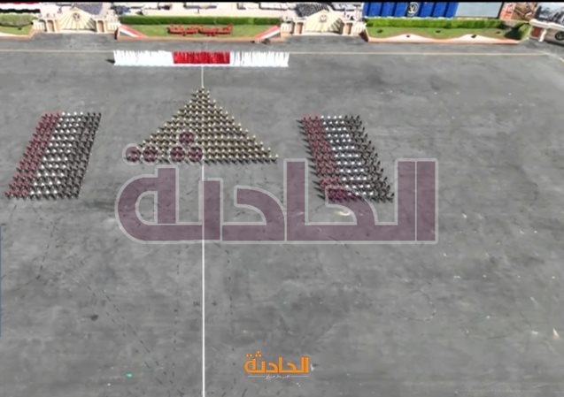 طلاب أكاديمية الشرطة يؤدون عروضا قتالية أمام الرئيس السيسي