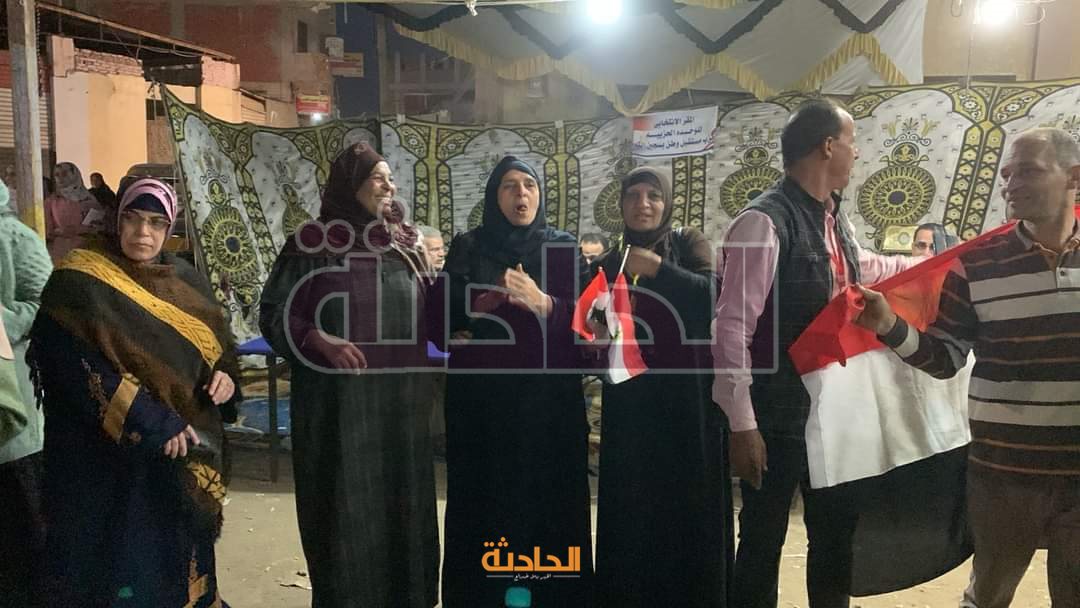 تزاحم المواطنين بالغربية أمام اللجان الانتخابية للإدلاء بأصواتهم